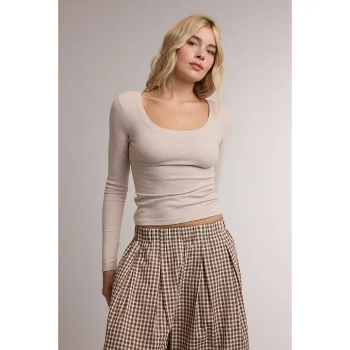 Heathered Scoop Neck Basic Knit Tee