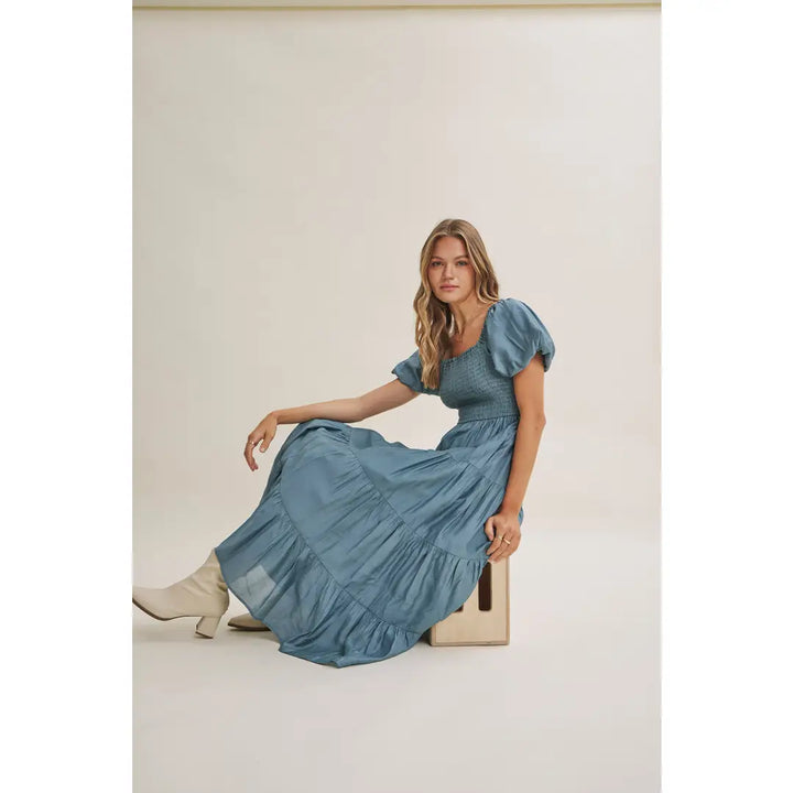Flows Effortlessly Bubble Slvs Tiered Smocked Midi Dress