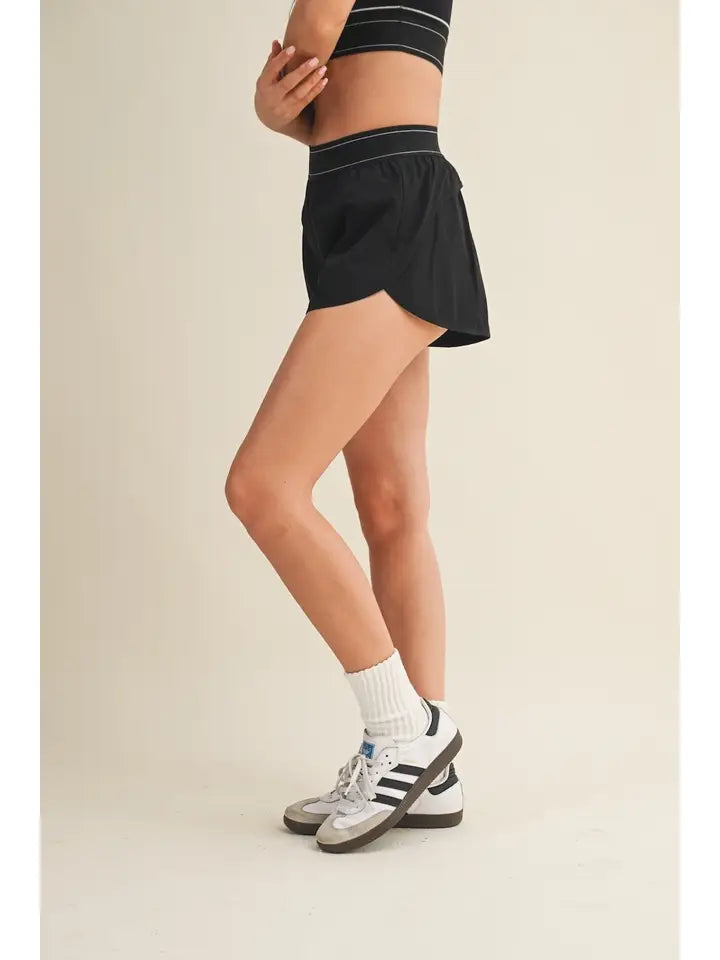 Lightweight Shorts with Elastic Waistband