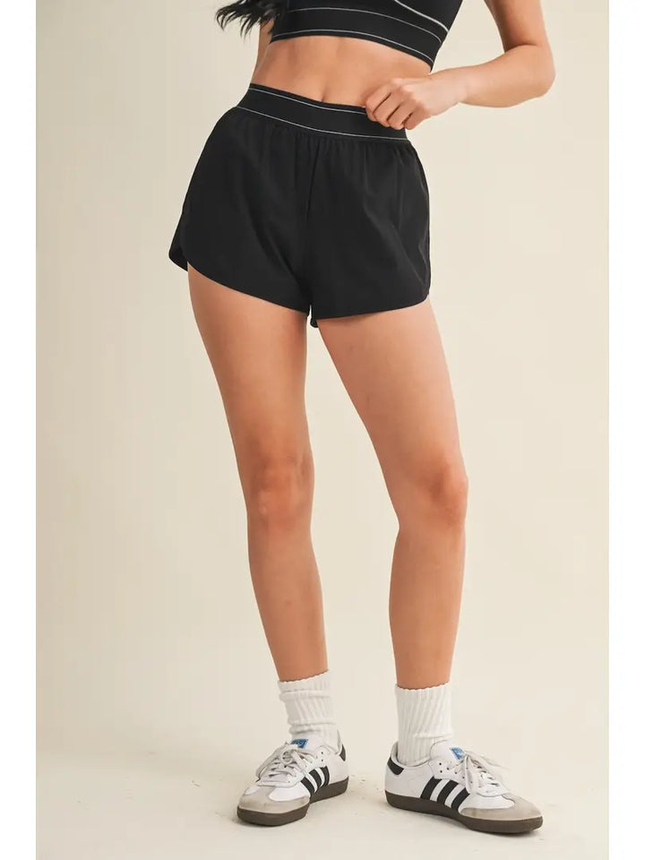 Lightweight Shorts with Elastic Waistband